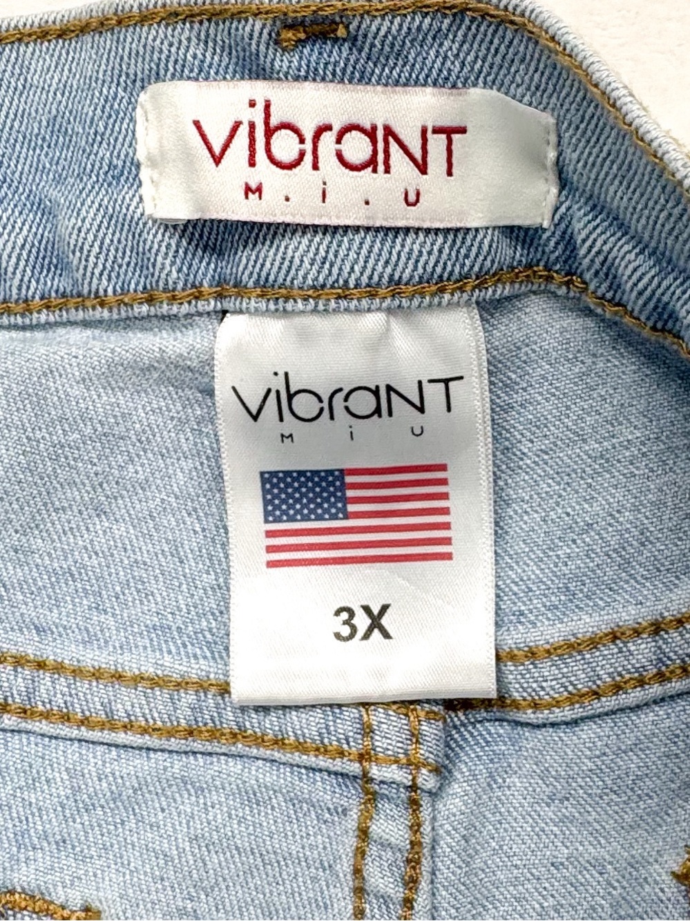 Vibrant M.I.U. 3X Light Wash Distressed Ripped Wide Leg Jeans NWT - Picture 14 of 16